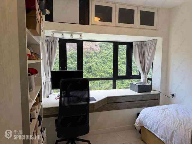 Mid Levels Central - Scenecliff Block 1 01