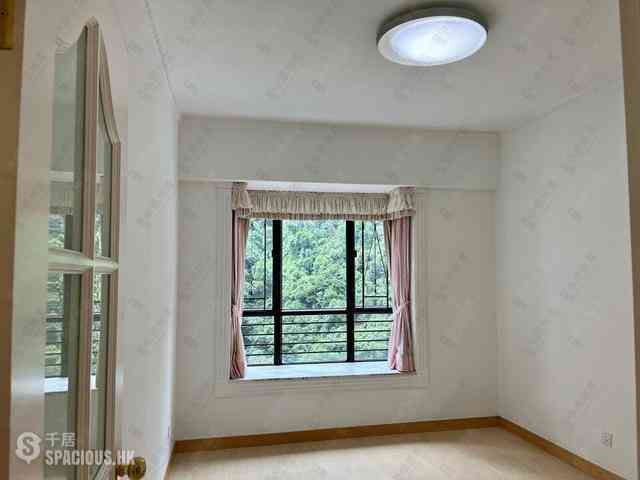 Mid Levels Central - Clovelly Court Block 2 16