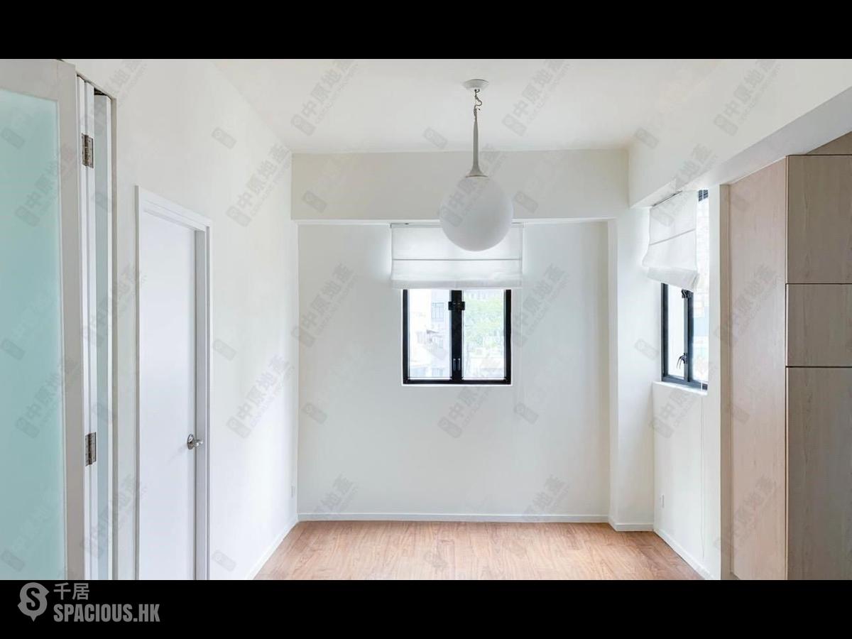 Soho - 22, Elgin Street 01