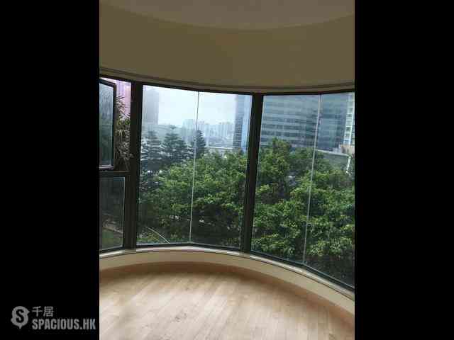 Tai Kok Tsui - Park Avenue Central Park Block 1 02