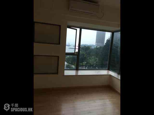 Tai Kok Tsui - Park Avenue Central Park Block 1 06
