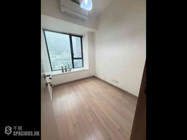 Wan Chai - The Oakhill 03