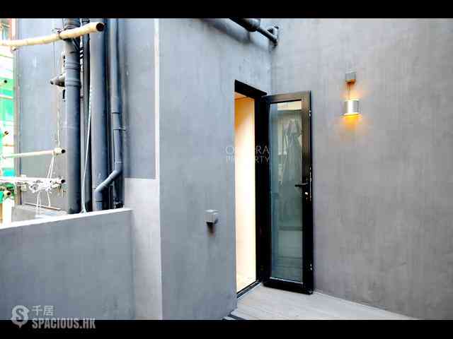 Poho - 24, Upper Station Street 17