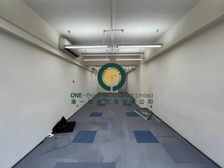Sheung Wan - Hollywood Centre 02