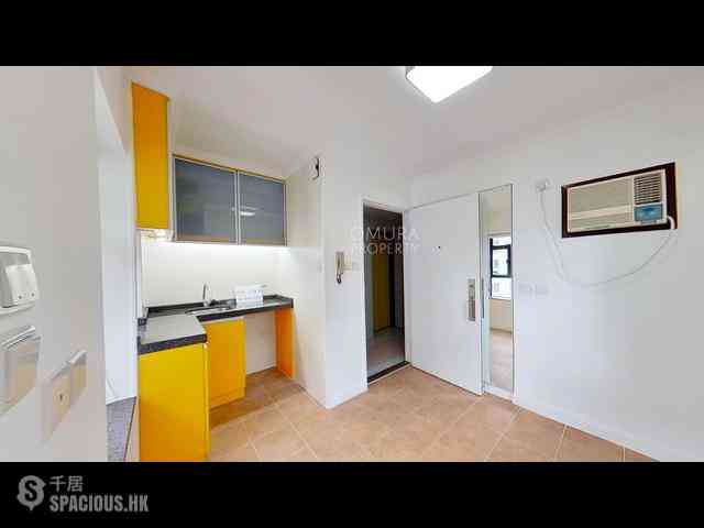Soho - Yuppie Tel 10