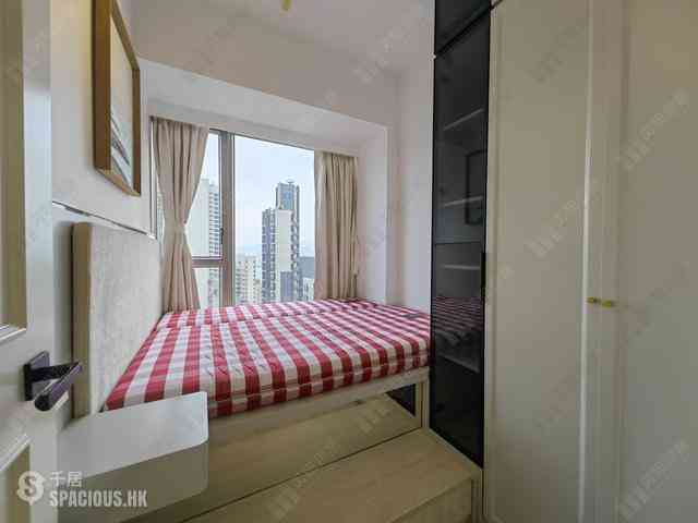 Sai Ying Pun - Island Crest 07