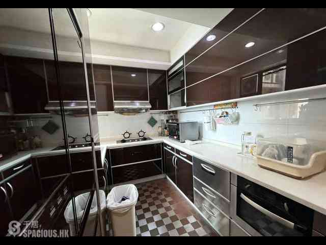 Shek Tong Tsui - The Belcher's Phase 1 Block 1 05
