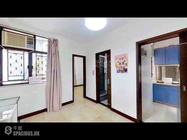 Tai Hang - Dragon Centre 06