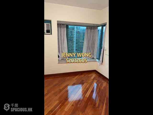 Tai Kok Tsui - The Long Beach 12