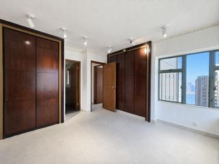 Mid Levels Central - Robinson Place 07