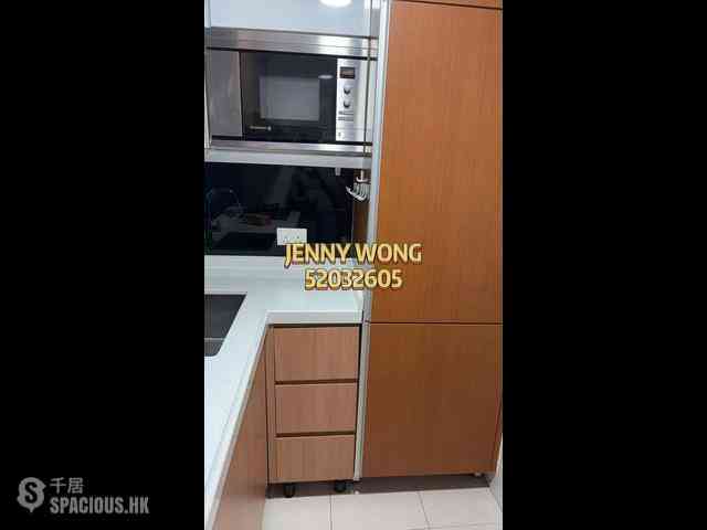 Tai Kok Tsui - The Long Beach 10
