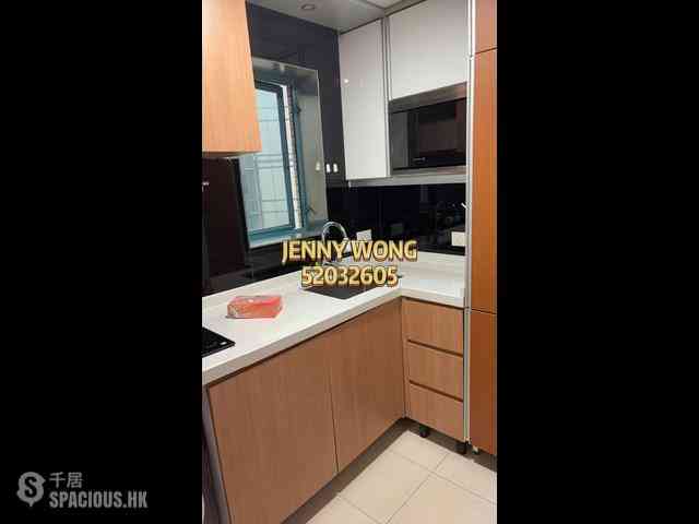 Tai Kok Tsui - The Long Beach 11