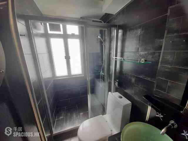 Sai Ying Pun - Wing Cheung Building 06
