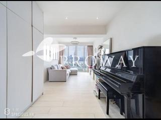 Causeway Bay - Hoi Deen Court 05