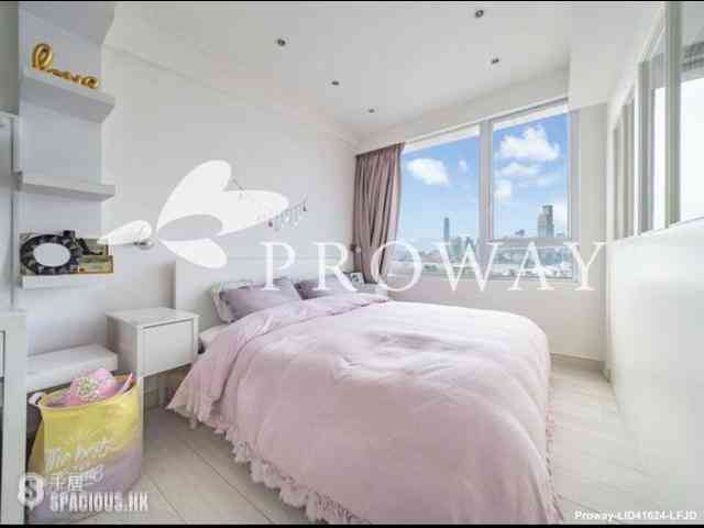 Causeway Bay - Hoi Deen Court 06