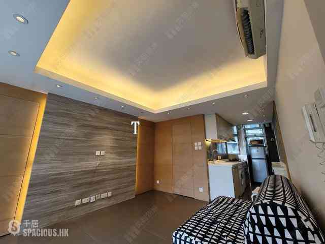 Mid Levels Central - Sussex Court 01