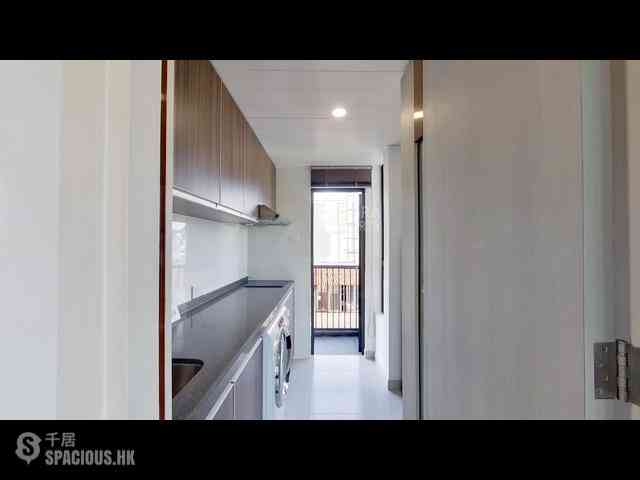 Shau Kei Wan - EAST 17 07