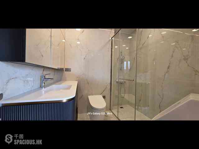Sai Ying Pun - The Summa Block 1 06