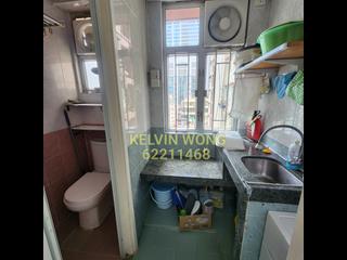 Mong Kok - Shun King Building 04