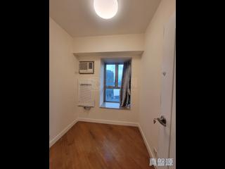 Tai Kok Tsui - Harbour Green Tower 3 04