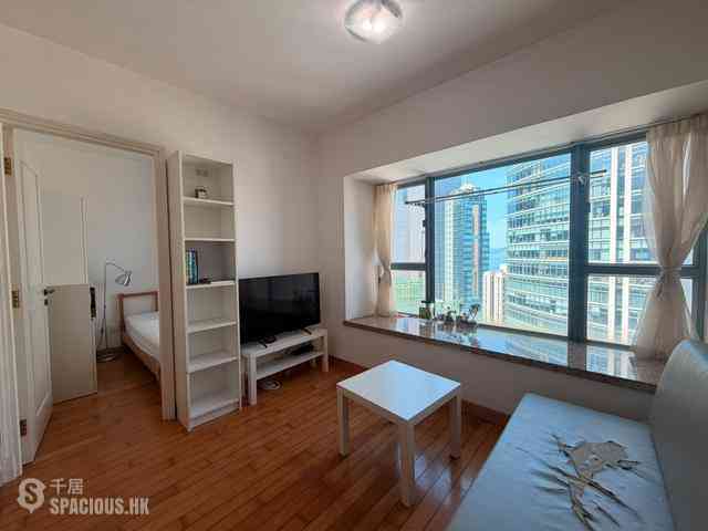 Sheung Wan - Queen's Terrace Block 1 02