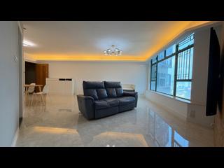 Mid Levels Central - Robinson Place 02