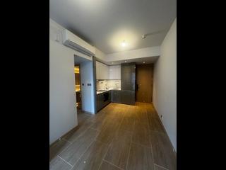 Wong Chuk Hang - The Southside Phase 4B Tower 1B 03