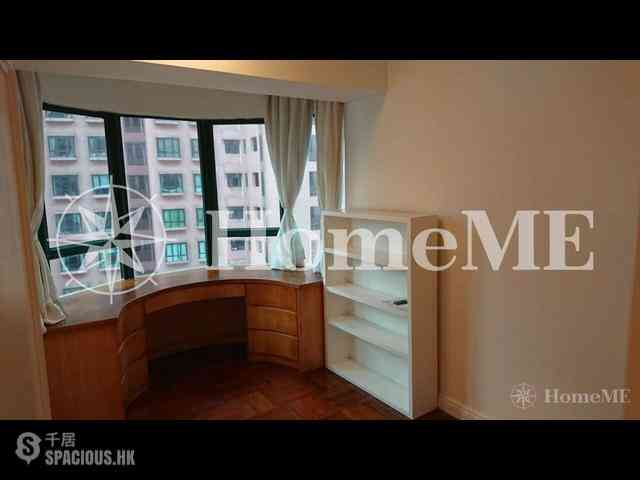 Mid Levels Central - Hillsborough Court 05