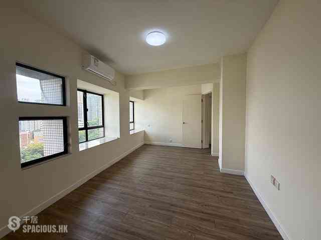 Mid Levels Central - Birchwood Place 08