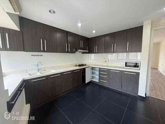Mid Levels Central - Birchwood Place 11