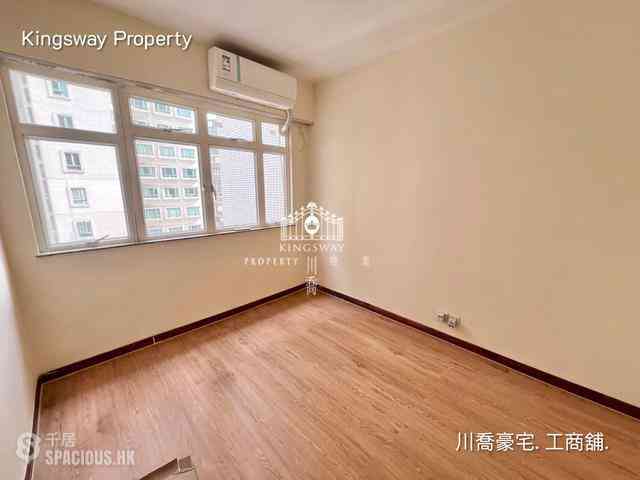 Mid Levels Central - Carlos Court 02