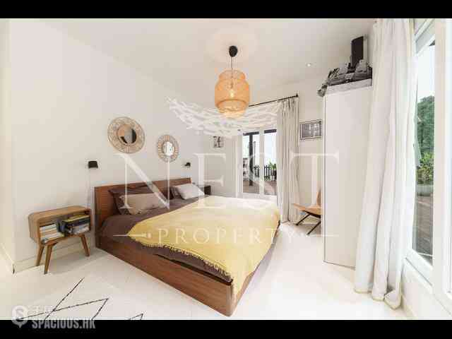 Clear Water Bay - Pik Uk 12