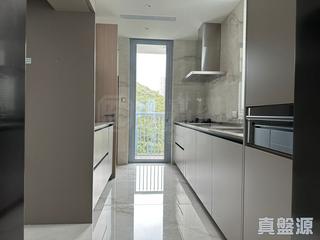 Ap Lei Chau - Larvotto Block 1 05