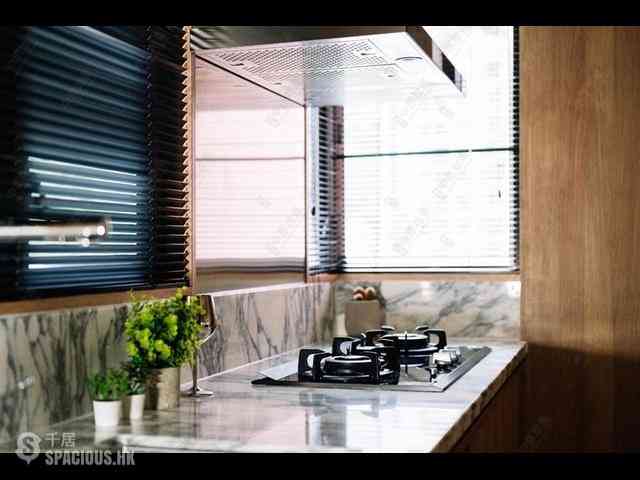 Mid Levels West - Dragonview Court 02
