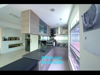 Sai Ying Pun - 24, Centre Street 03