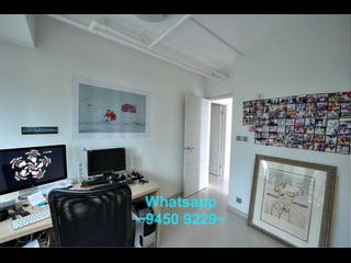 Sai Ying Pun - 24, Centre Street 05