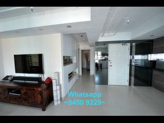 Sai Ying Pun - 24, Centre Street 08