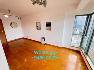 Sheung Wan - Queen's Terrace 03