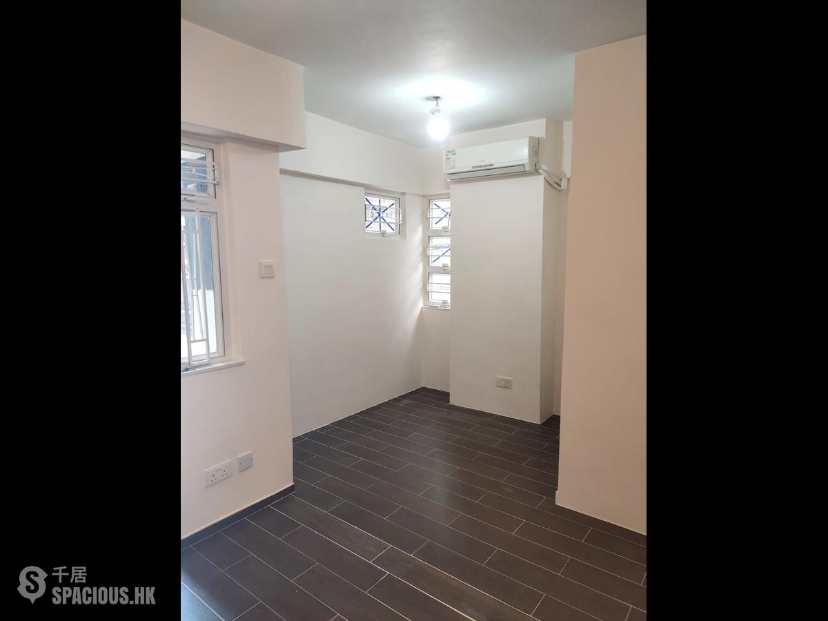 Sai Ying Pun - Merit Court 01