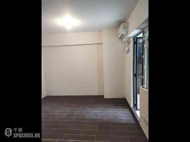Sai Ying Pun - Merit Court 02