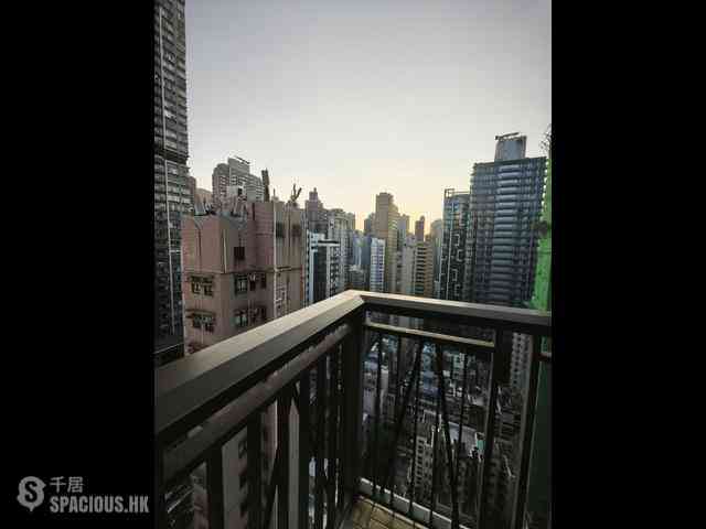 Sai Ying Pun - The Met. Sublime 01