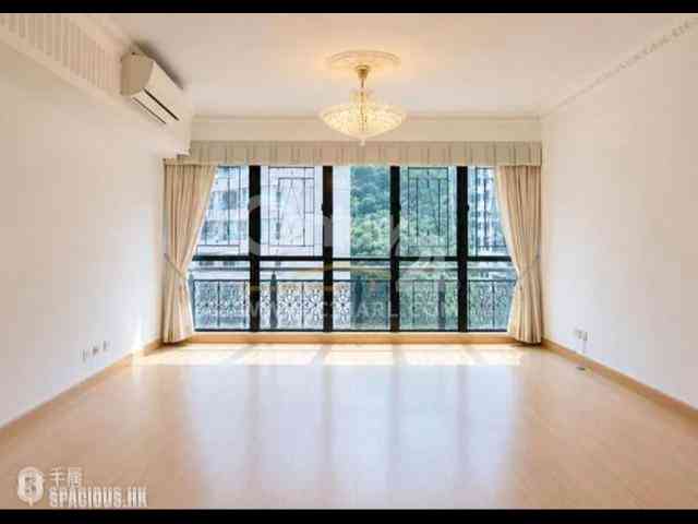 Mid Levels Central - Clovelly Court 02