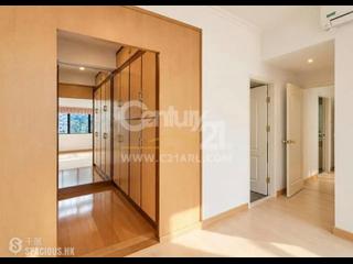 Mid Levels Central - Clovelly Court 05