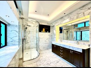 Repulse Bay - 37, Repulse Bay Road 06