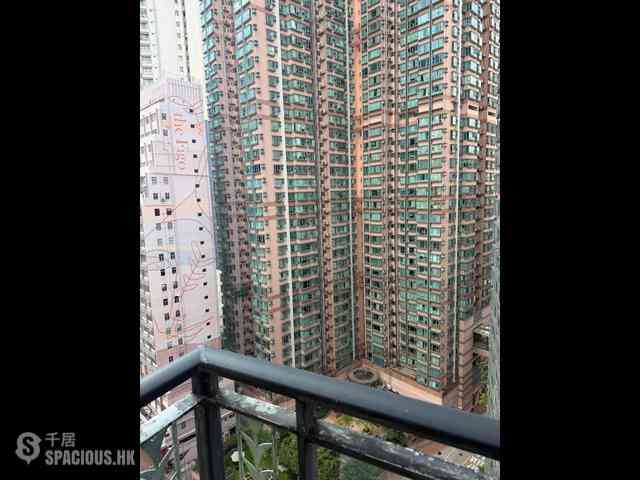 Sheung Wan - Medal Court 04