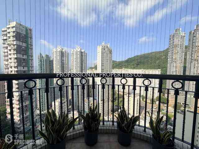 Tai Hang - Carnation Court 04