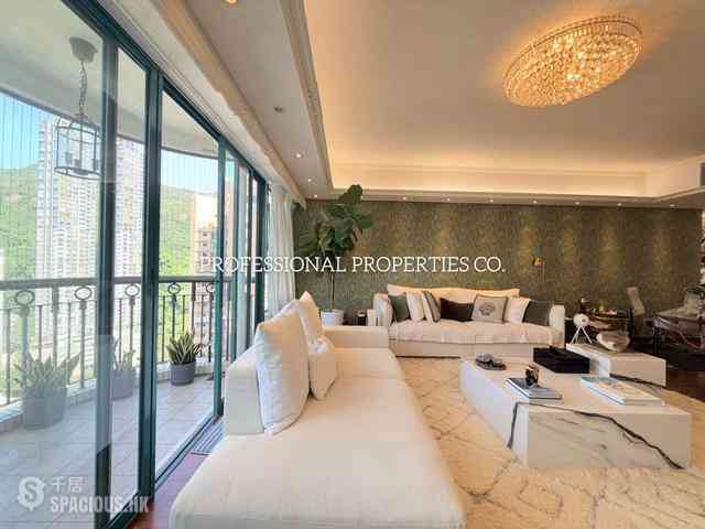 Tai Hang - Carnation Court 02