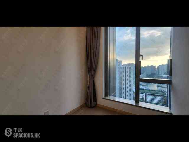 Wong Chuk Hang - The Southside Phase 2 La Marina Tower 2A 01