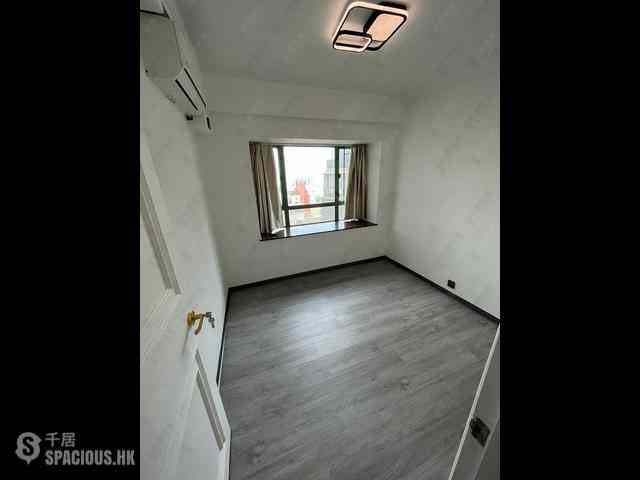 Mid Levels Central - Goldwin Heights 05