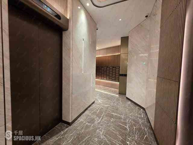 Wong Chuk Hang - The Southside Phase 4A Tower 2A 01